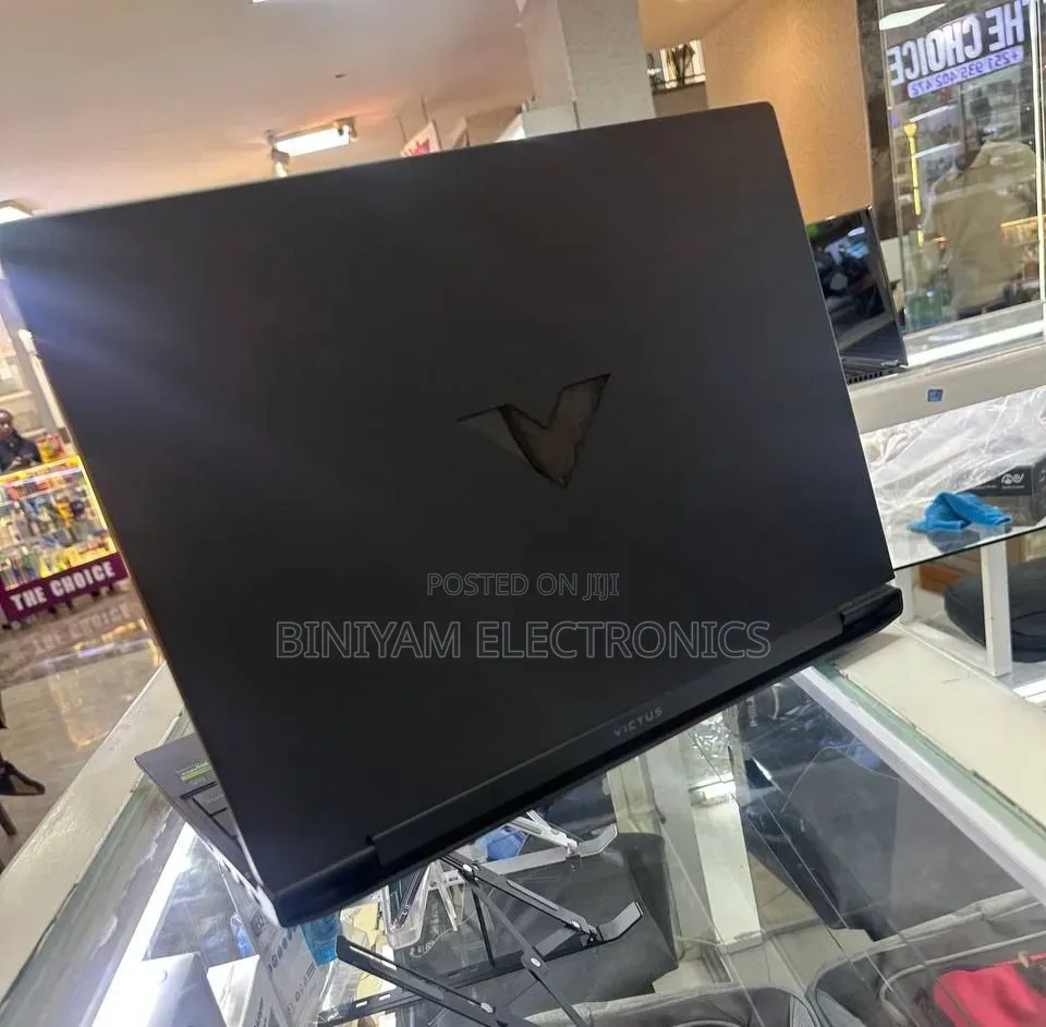 New Laptop HP Victus 15 16GB Intel Core i5 SSD 512GB