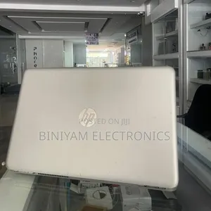 New Laptop HP Pavilion 15 8GB Intel Core i5 HDD 1T