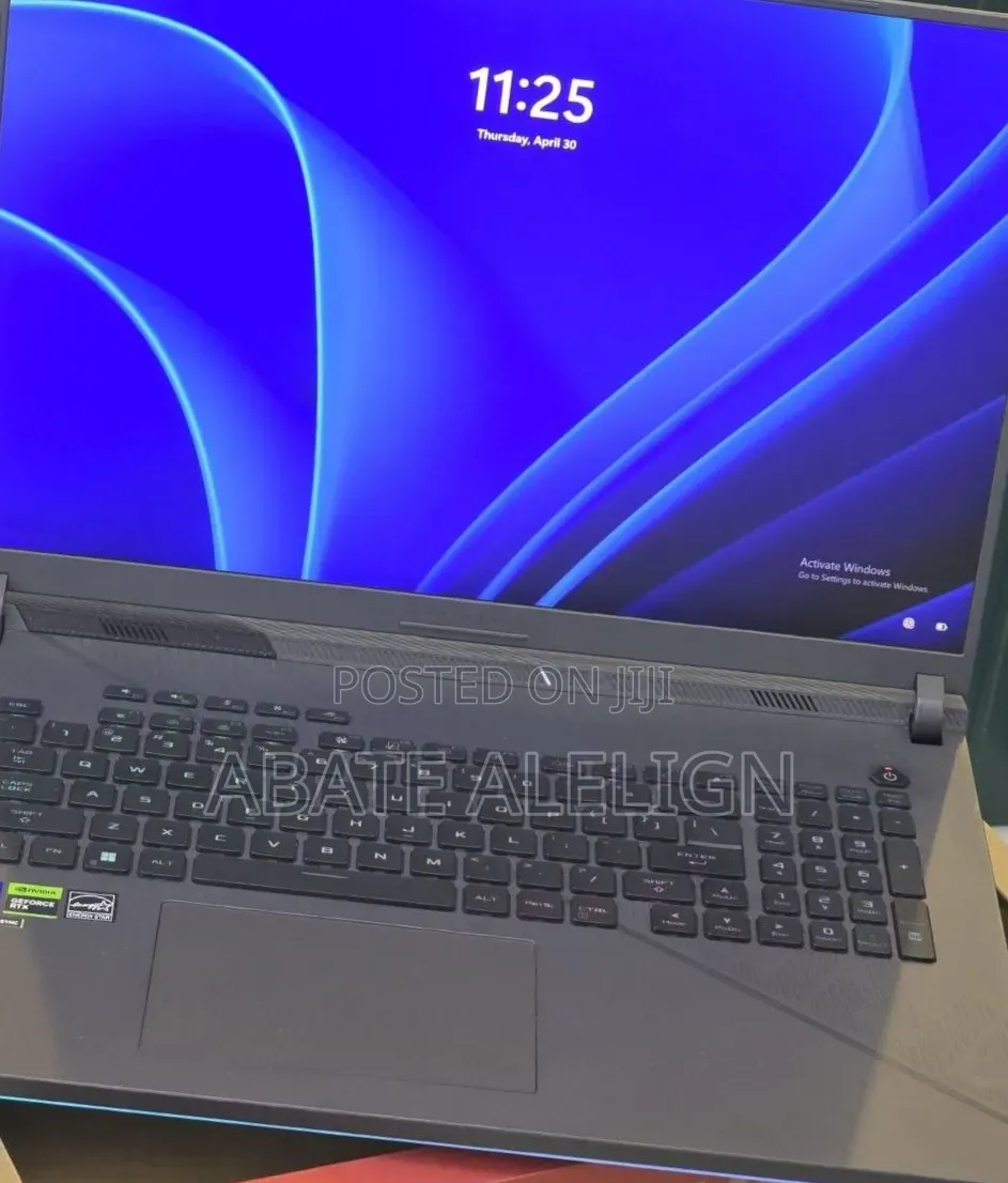 New Laptop Dell Latitude 3320 16GB Intel Core i7 SSD 512GB