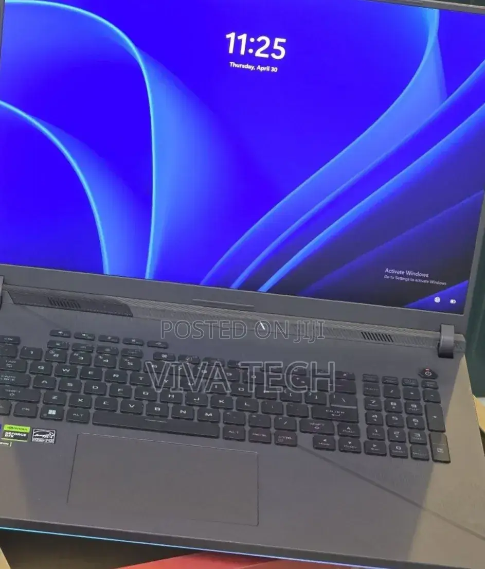 New Laptop Dell Latitude 3320 16GB Intel Core i7 SSD 512GB