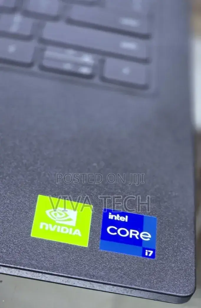 New Laptop Dell Latitude 3320 16GB Intel Core i7 SSD 512GB