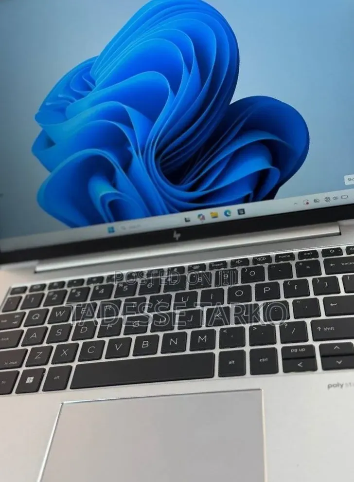 New Laptop HP EliteBook 840 G10 16GB Intel Core i7 SSD 512GB