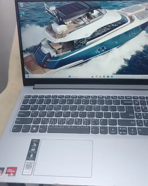 New Laptop Lenovo IdeaPad 330S 8GB AMD Ryzen 7 SSD 512GB