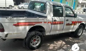 Mitsubishi L200 2002 Blue