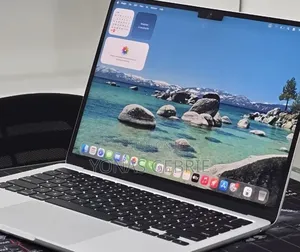 New Laptop Apple MacBook 16GB Apple M3 SSD 256GB