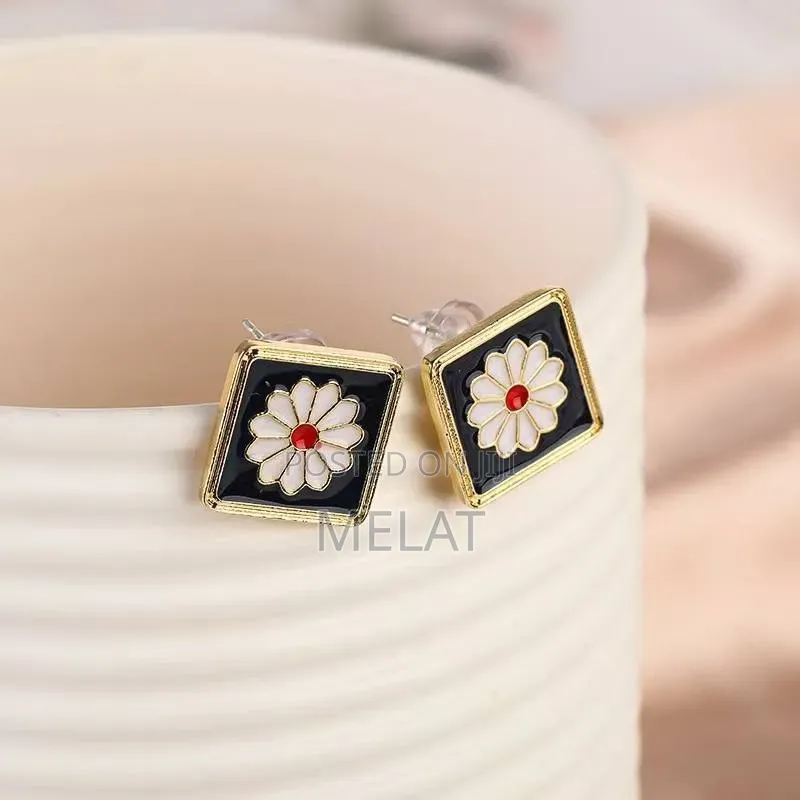 Women Earriings
