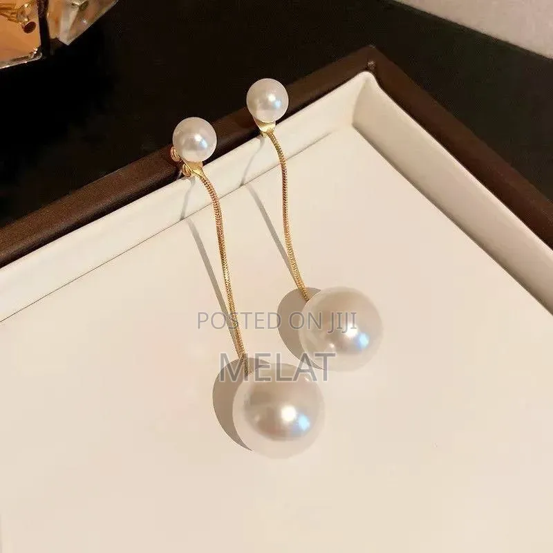 Women Earriings