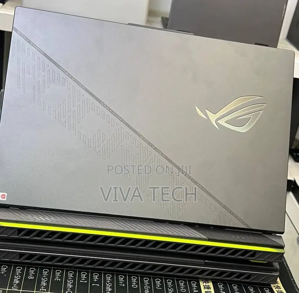 New Laptop Asus ROG Strix G15 16GB Intel Core i9 SSD 1T
