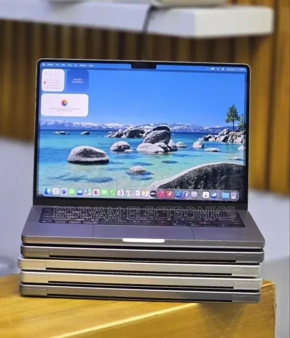 New Laptop Apple MacBook Pro 16GB Apple M1 Pro SSD 512GB