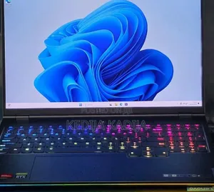 New Laptop Lenovo Legion 9 32GB AMD Ryzen 9 SSD 1T
