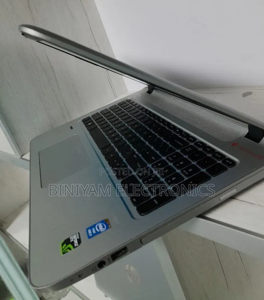 New Laptop HP Envy 15 8GB Intel Core i7 SSD 512GB