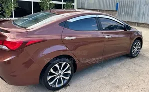 Hyundai Avante 2015 Gray