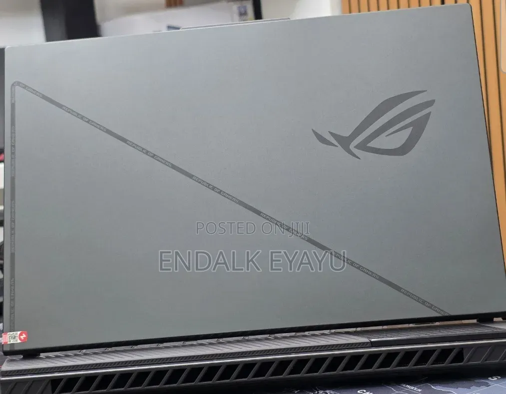 New Laptop Asus ROG Strix G16 G614 16GB Intel Core i9 SSD 1T