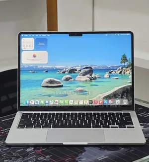 New Laptop Apple MacBook Air 2024 M3 16GB Apple M3 SSD 256GB