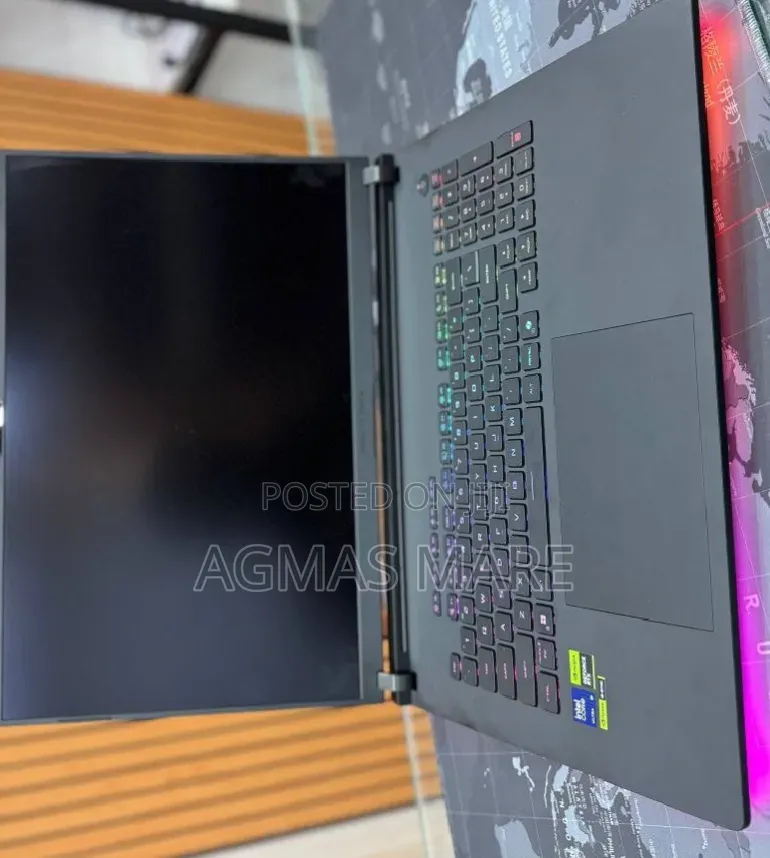 New Laptop Asus ROG Strix G18 32GB Intel Core Ultra 9 SSD 2T