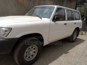 Nissan Patrol 2004 White