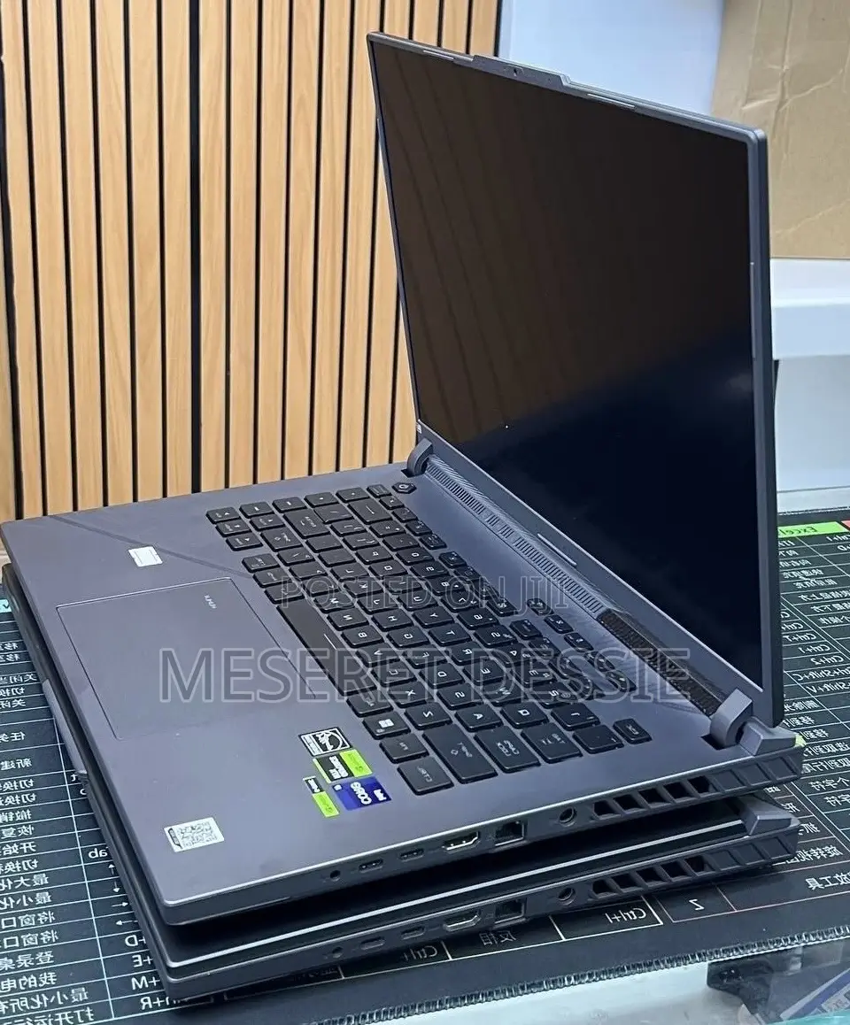 New Laptop Asus 16GB Intel Core i9 SSD 1T
