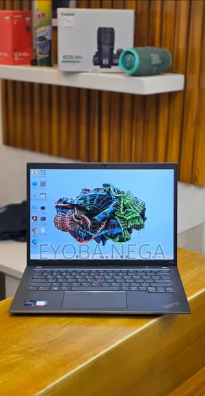 New Laptop Lenovo ThinkPad T14s G4 16GB Intel Core i7 SSD 512GB