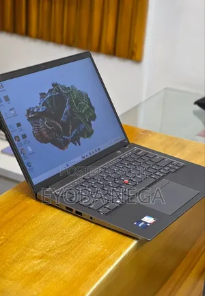 New Laptop Lenovo ThinkPad T14s G4 16GB Intel Core i7 SSD 512GB