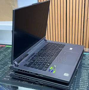 New Laptop Asus 16GB Intel Core i9 SSD 1T