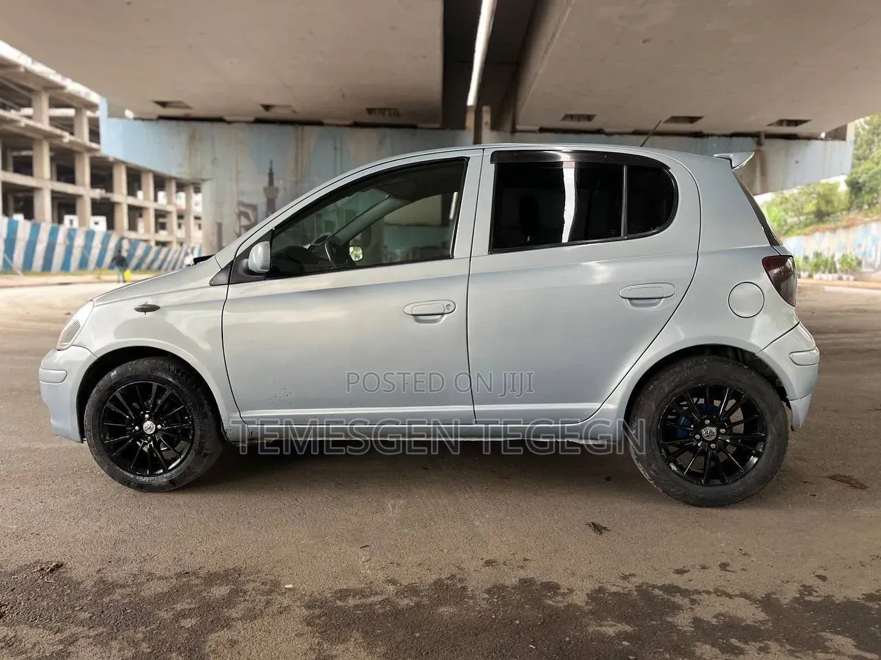 Toyota Vitz 2004