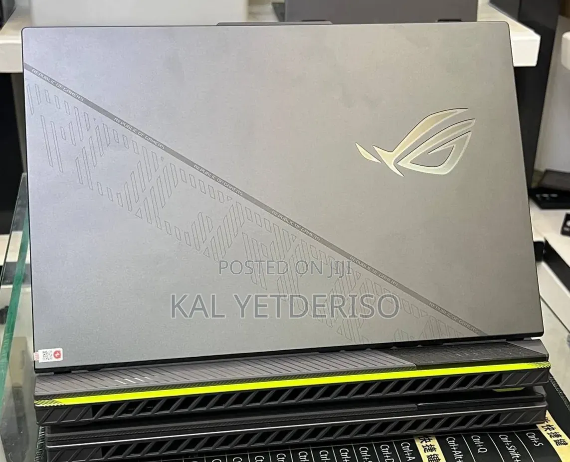 New Laptop Asus 16GB Intel Core i9 SSD 1T