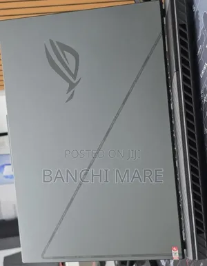 New Laptop Asus ROG Strix G15 16GB Intel Core i9 SSD 1T
