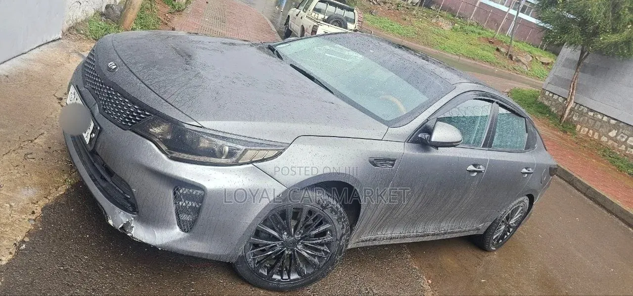Kia K5 2016 Gray