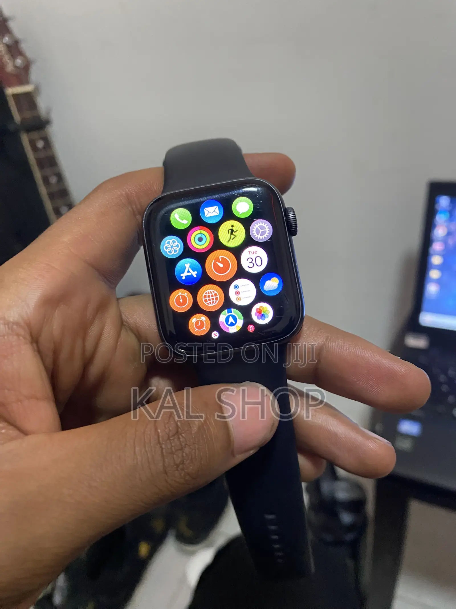 Apple Watch Se 1st Gen 44mm GPS + Cellular (A2354)