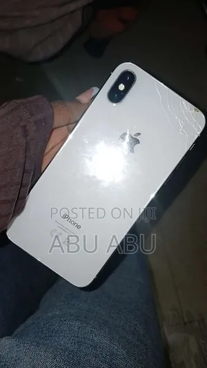 Apple iPhone X 64 GB Gray