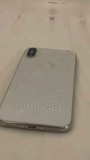 Apple iPhone X 64 GB Gray