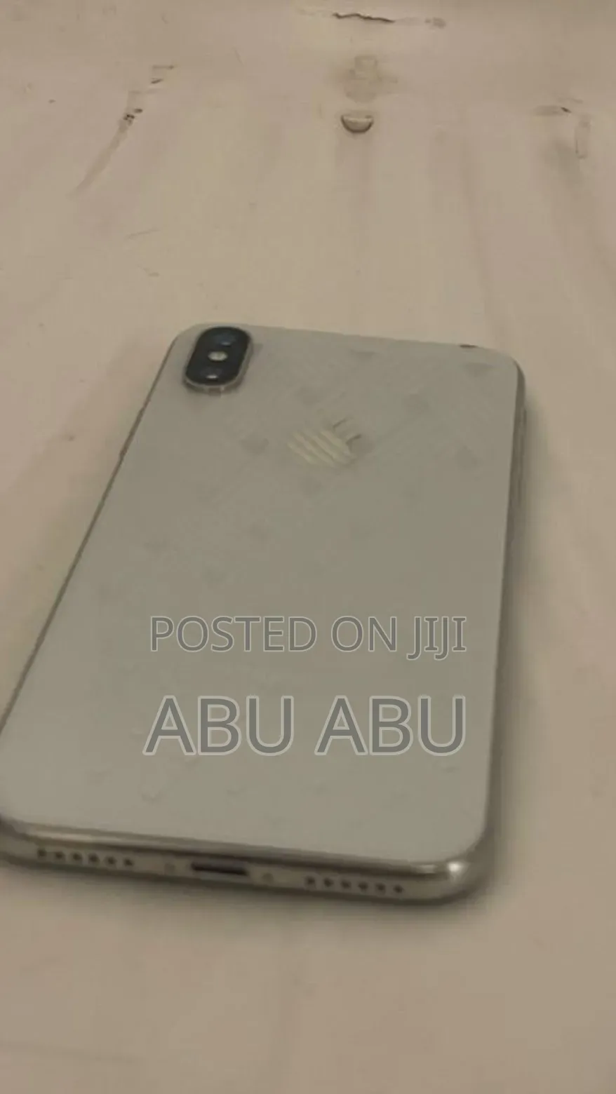 Apple iPhone X 64 GB Gray