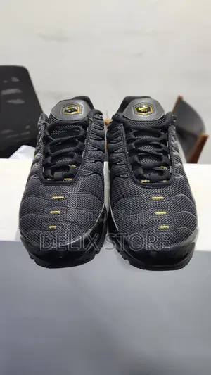 Nike Airmax Tn Gold