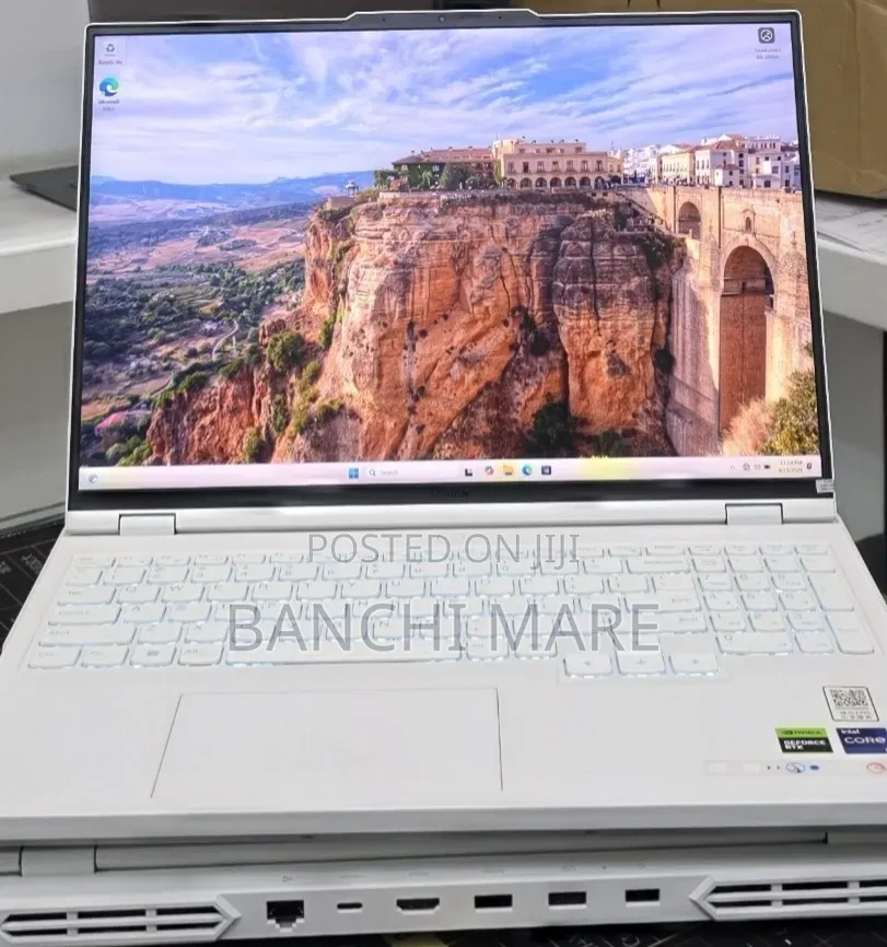 New Laptop Lenovo Legion 9 16GB Intel Core i9 SSD 1T