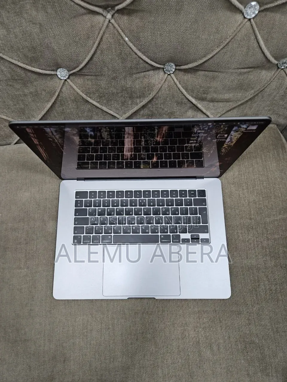 New Laptop Apple MacBook Air 2024 M3 8GB Apple M3 SSD 512GB
