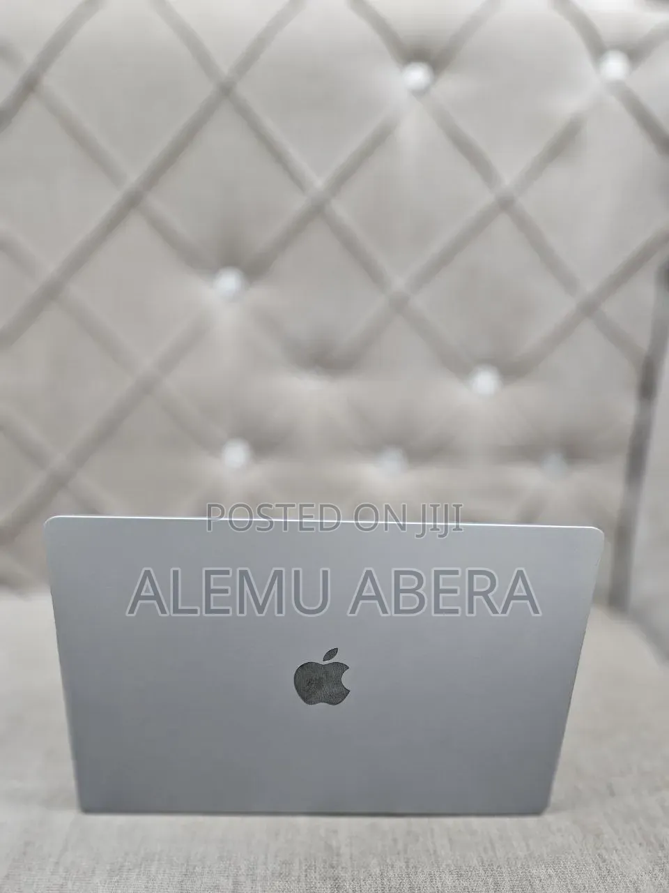 New Laptop Apple MacBook Air 2024 M3 8GB Apple M3 SSD 512GB