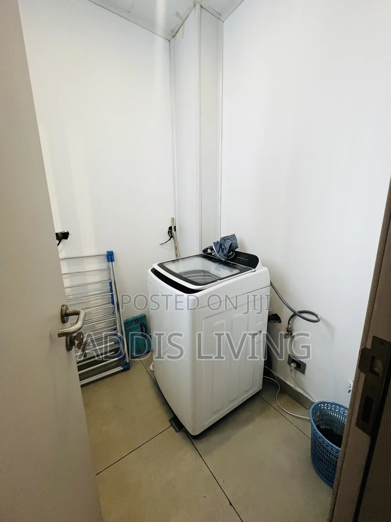 Furnished 3bdrm Apartment in Bole for rent