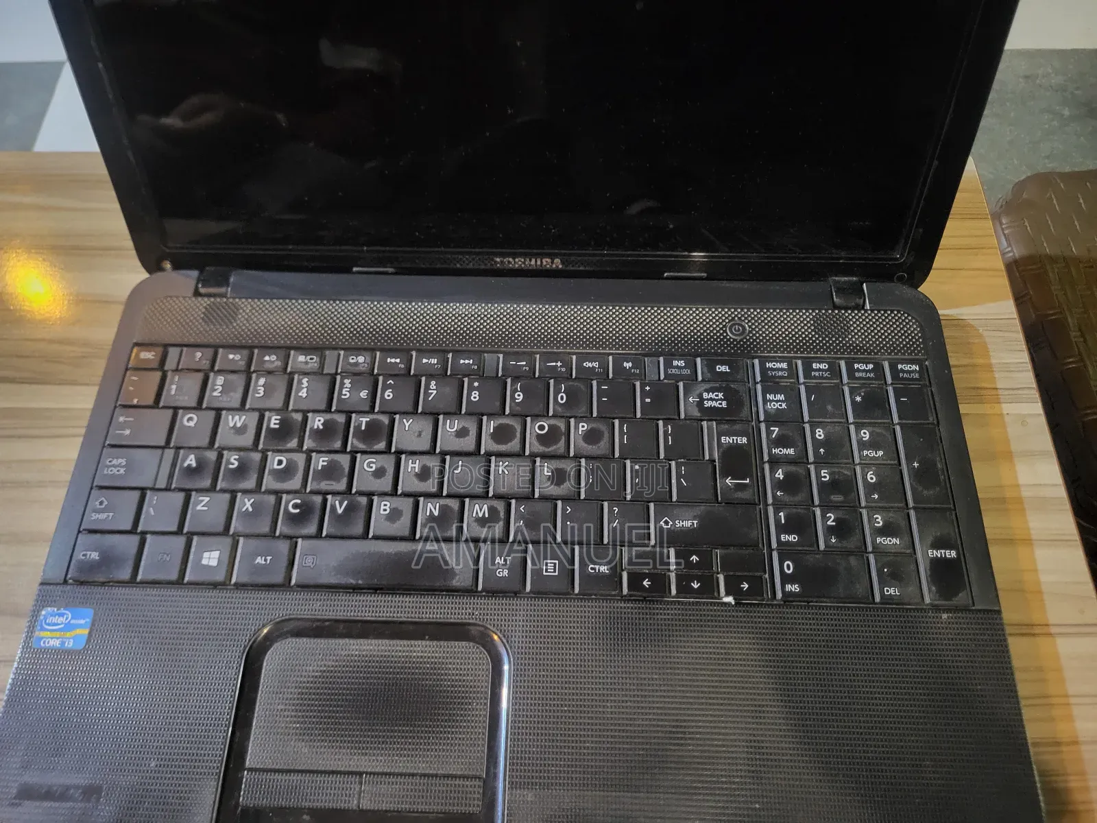 Laptop Toshiba Satellite C850 4GB Intel Core i3 HDD 500GB