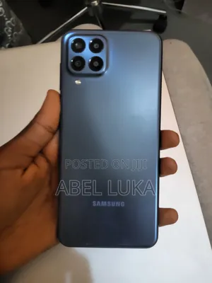 New Samsung Galaxy M33 5G 128 GB