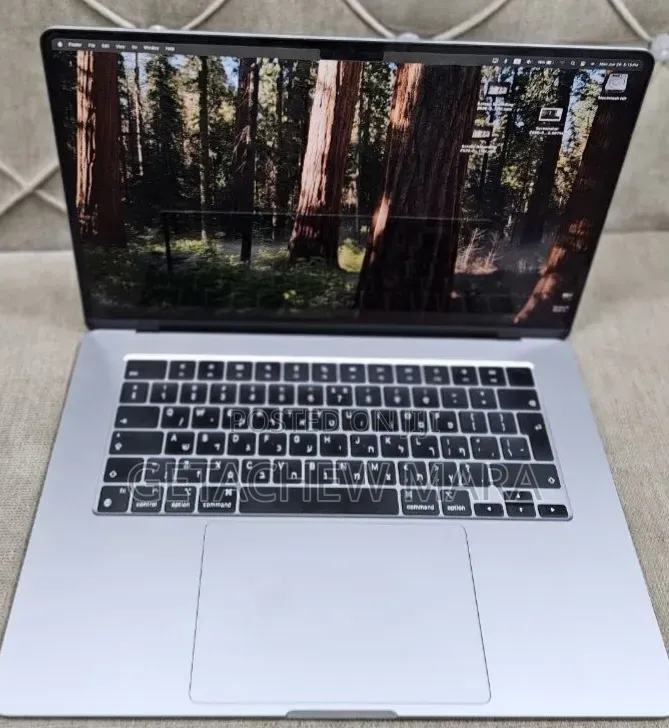 New Laptop Apple MacBook Air 2024 M3 8GB Intel SSD 512GB