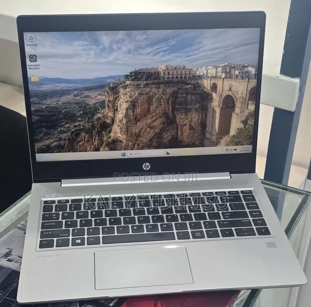 New Laptop HP 8GB SSD 512GB