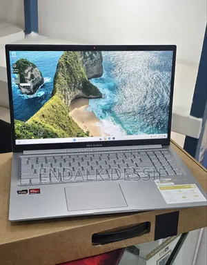 New Laptop Asus VivoBook 15 X505BA 16GB AMD Ryzen 7 SSD 512GB