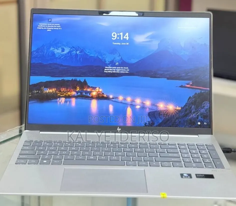 New Laptop HP 32GB Intel Core Ultra 7 SSD 1T