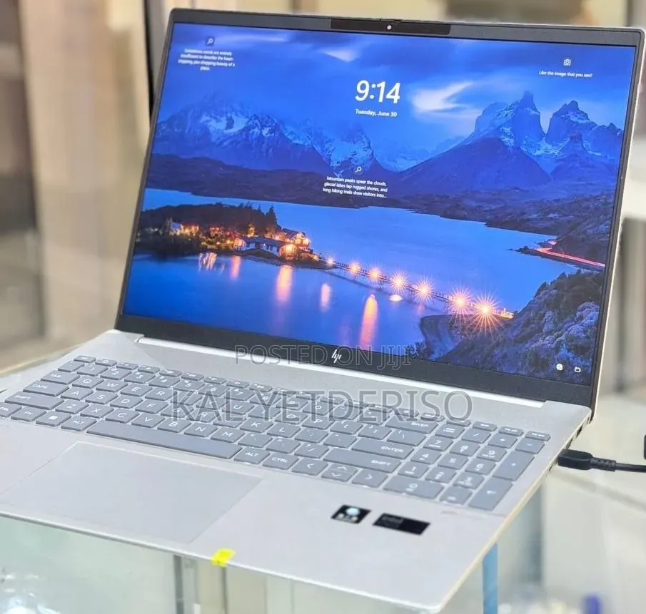 New Laptop HP 32GB Intel Core Ultra 7 SSD 1T