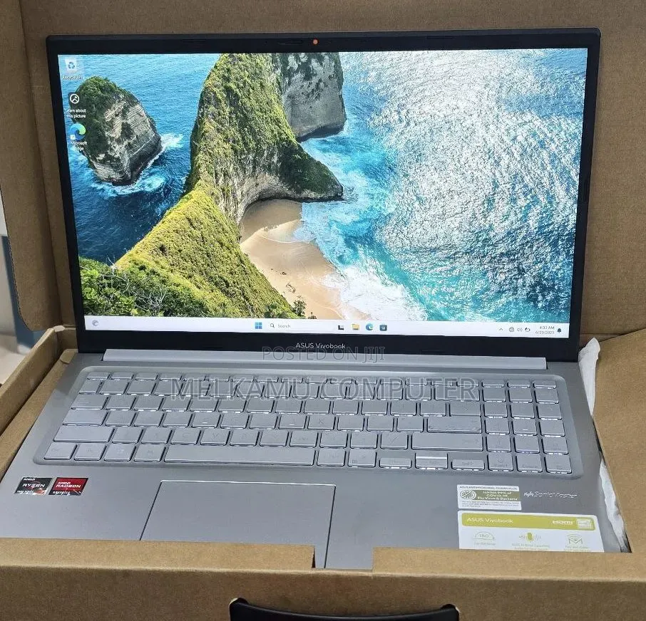 New Laptop Asus Vivobook 15 OLED 16GB Intel Core i7 SSD 512GB