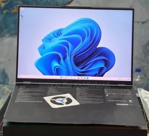 New Laptop Lenovo Legion 9 32GB AMD Ryzen 9 SSD 1T