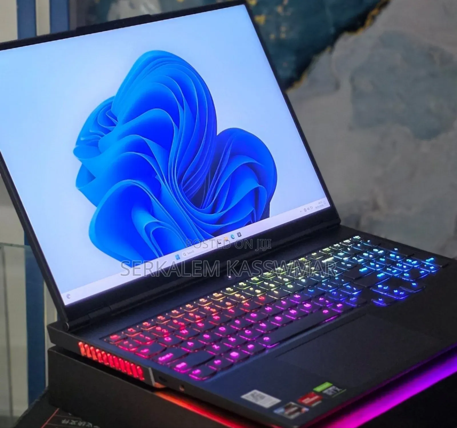 New Laptop Lenovo Legion 9 32GB AMD Ryzen 9 SSD 1T