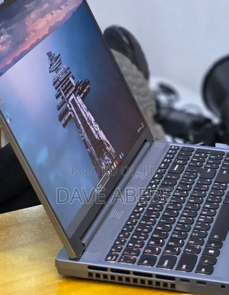 New Laptop Lenovo Legion 5 16GB AMD Ryzen 7 SSD 1T