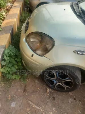 Toyota Vitz 2002 Silver