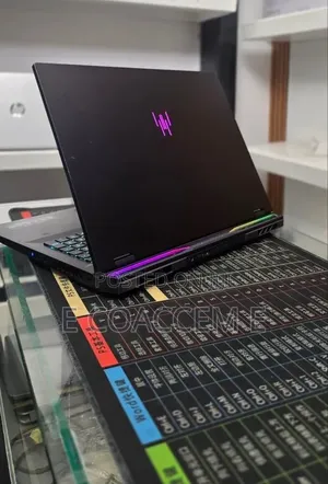 New Laptop Acer Predator Helios Neo 18 32GB Intel Core i9 SSD 1T